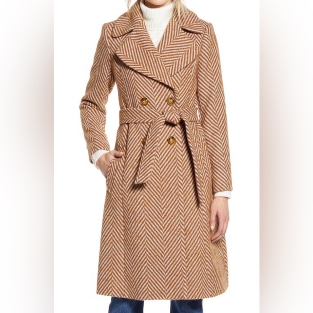 Halogen x Atlantic-Pacific Herringbone Coat with belt , camel grey cream 6